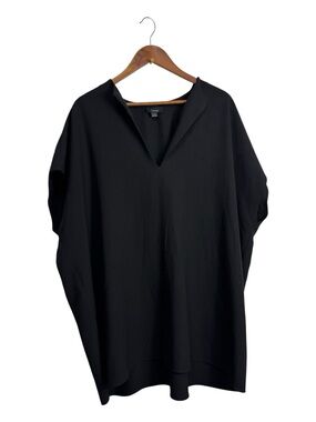 Lumiere Black V-Neck Oversized Tunic
